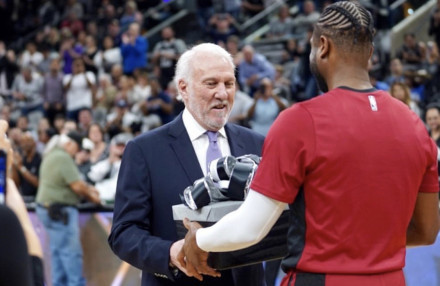 现了联盟顶 现了联盟顶